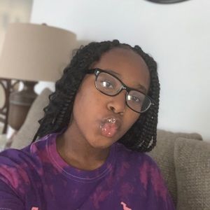 Meet your Posher, Sharee